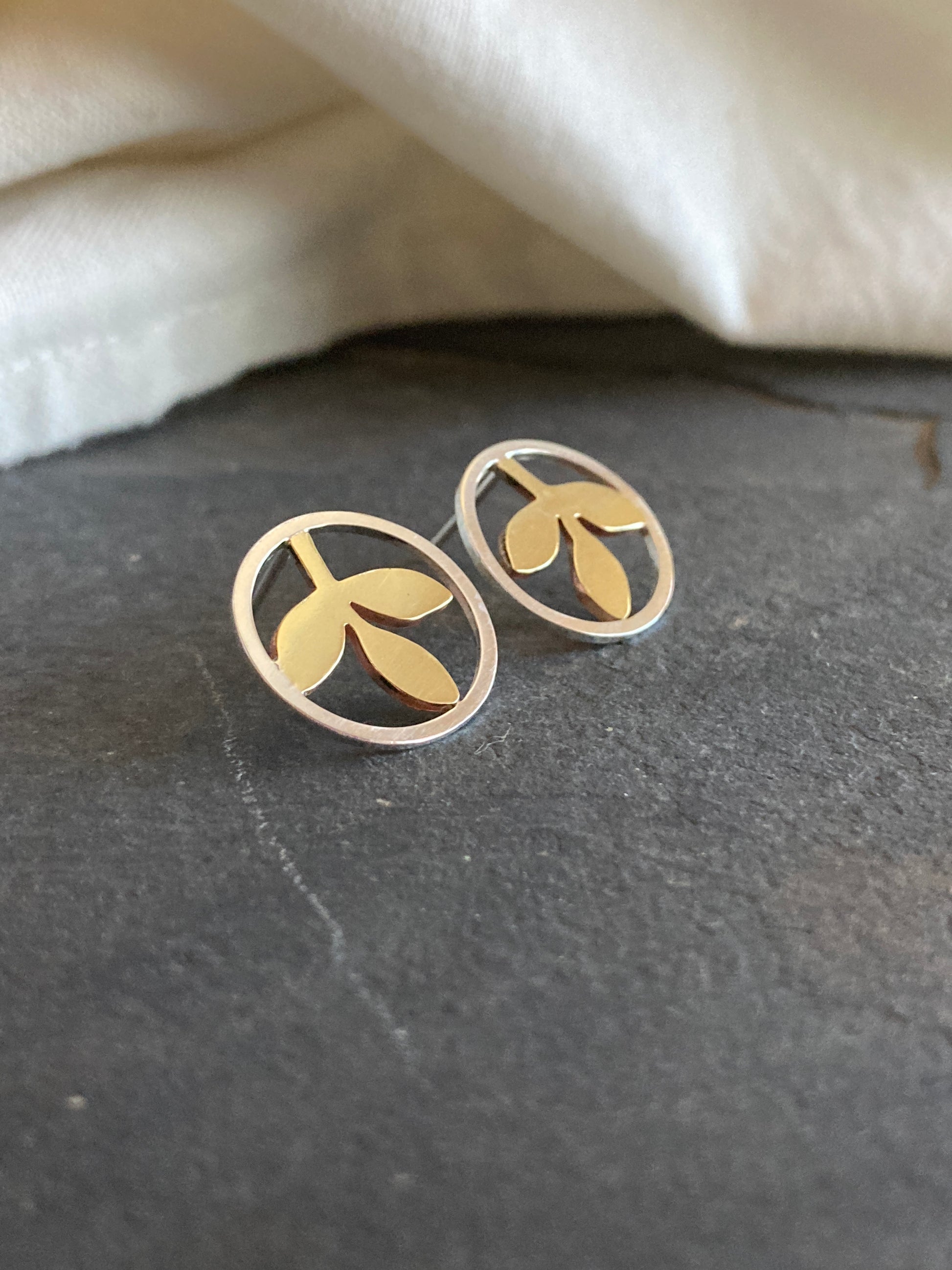 Sterling Silver Circle With Brass Leaves Stud Earrings