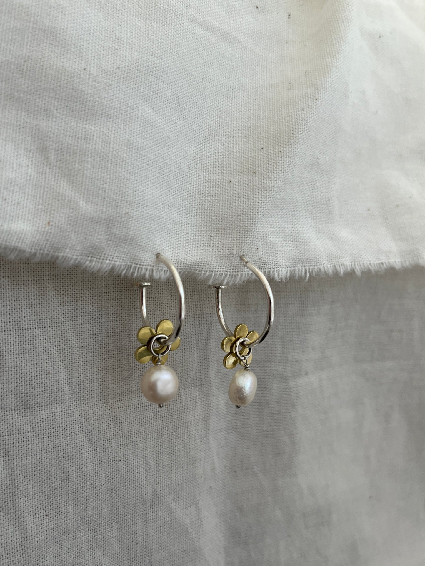 Daisy Charm