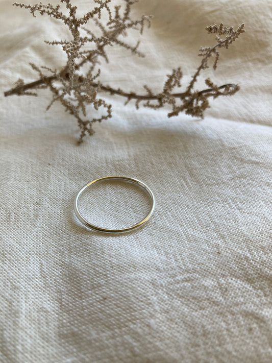 Sterling Silver Everyday Round Wire Ring