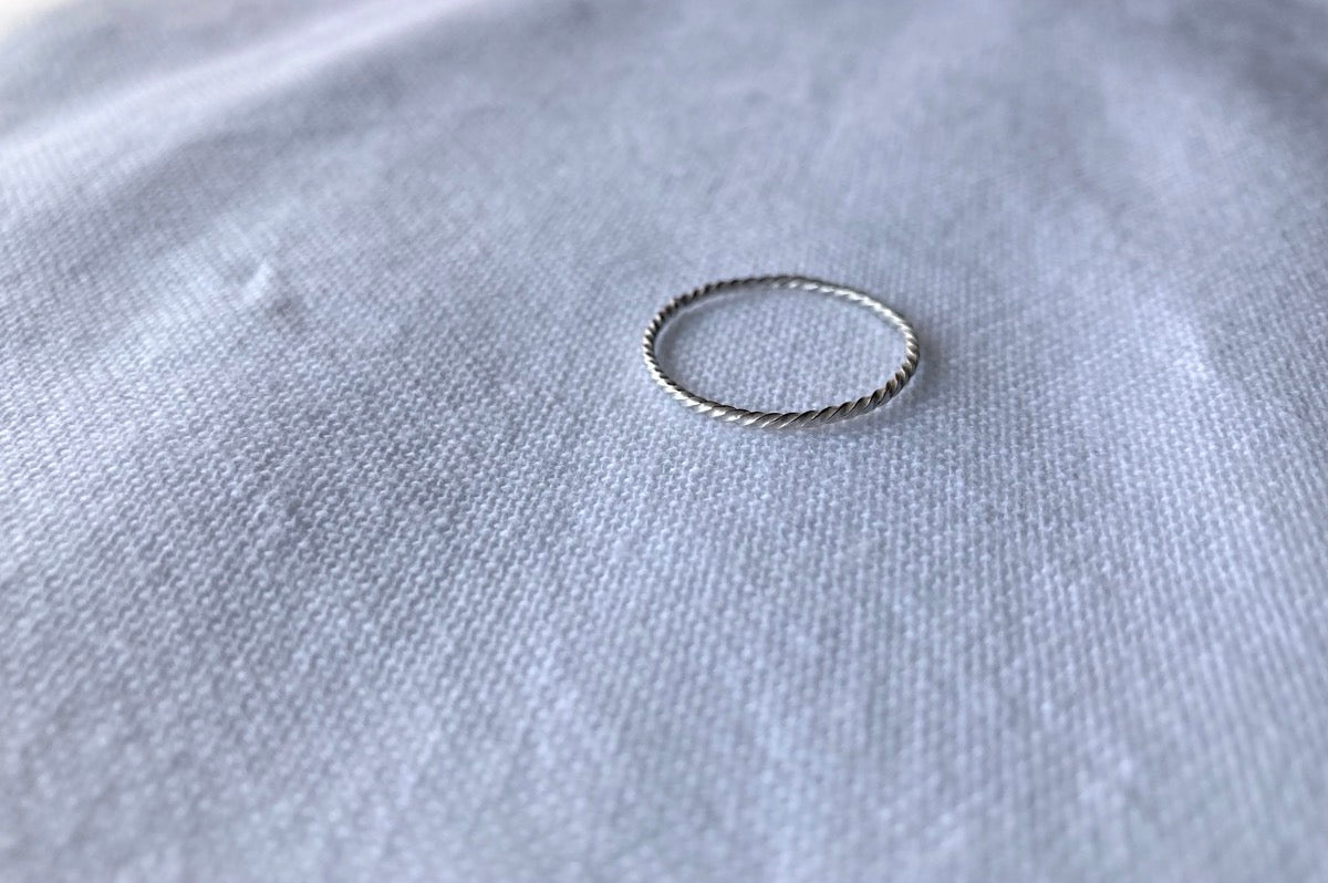 Twisted Wire Rings - assorted