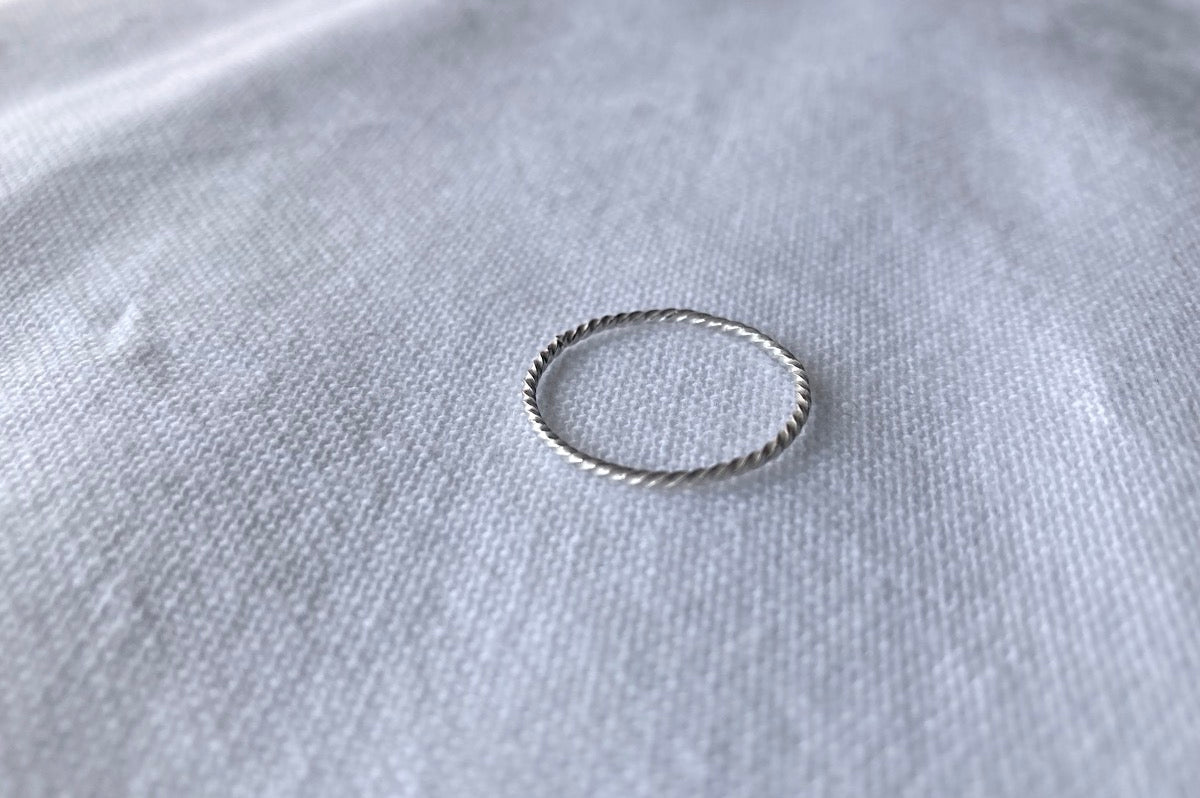 Twisted Wire Rings - assorted