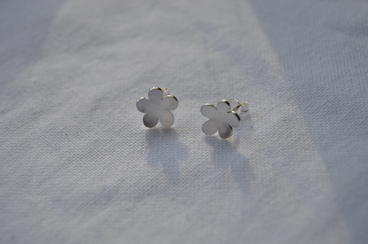 Sterling Silver 5 petal Flower Stud Earrings