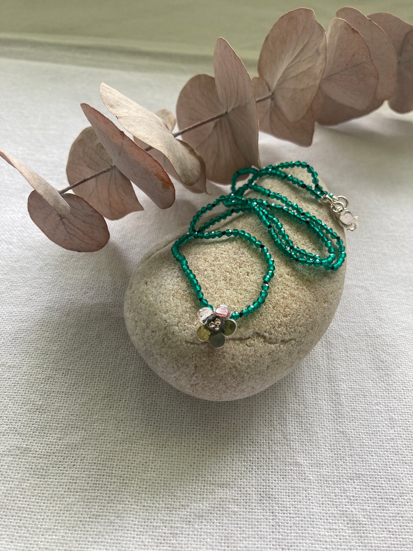 Forget-me-Not and Green Glass Bead Necklace