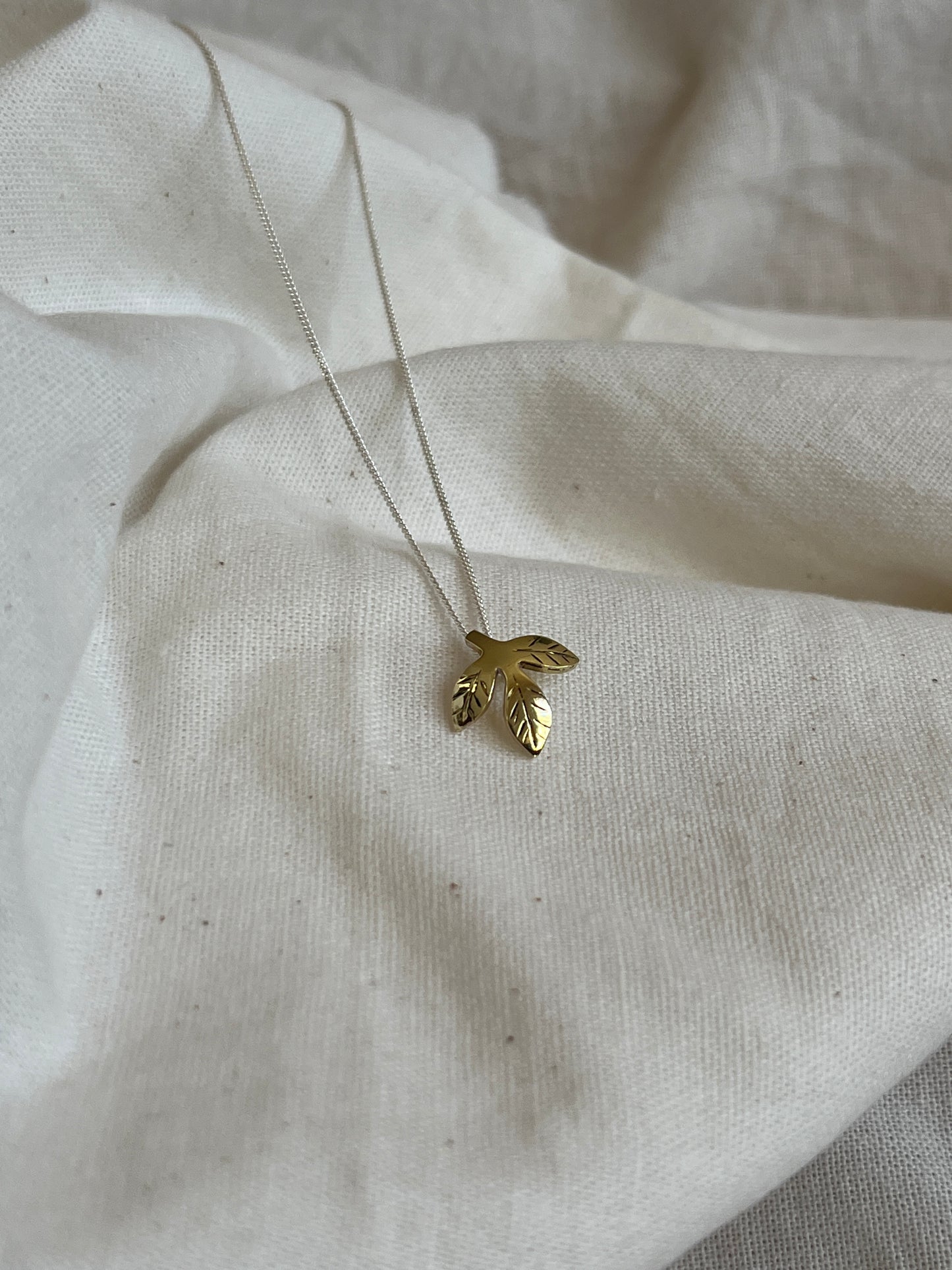Leaves Pendant