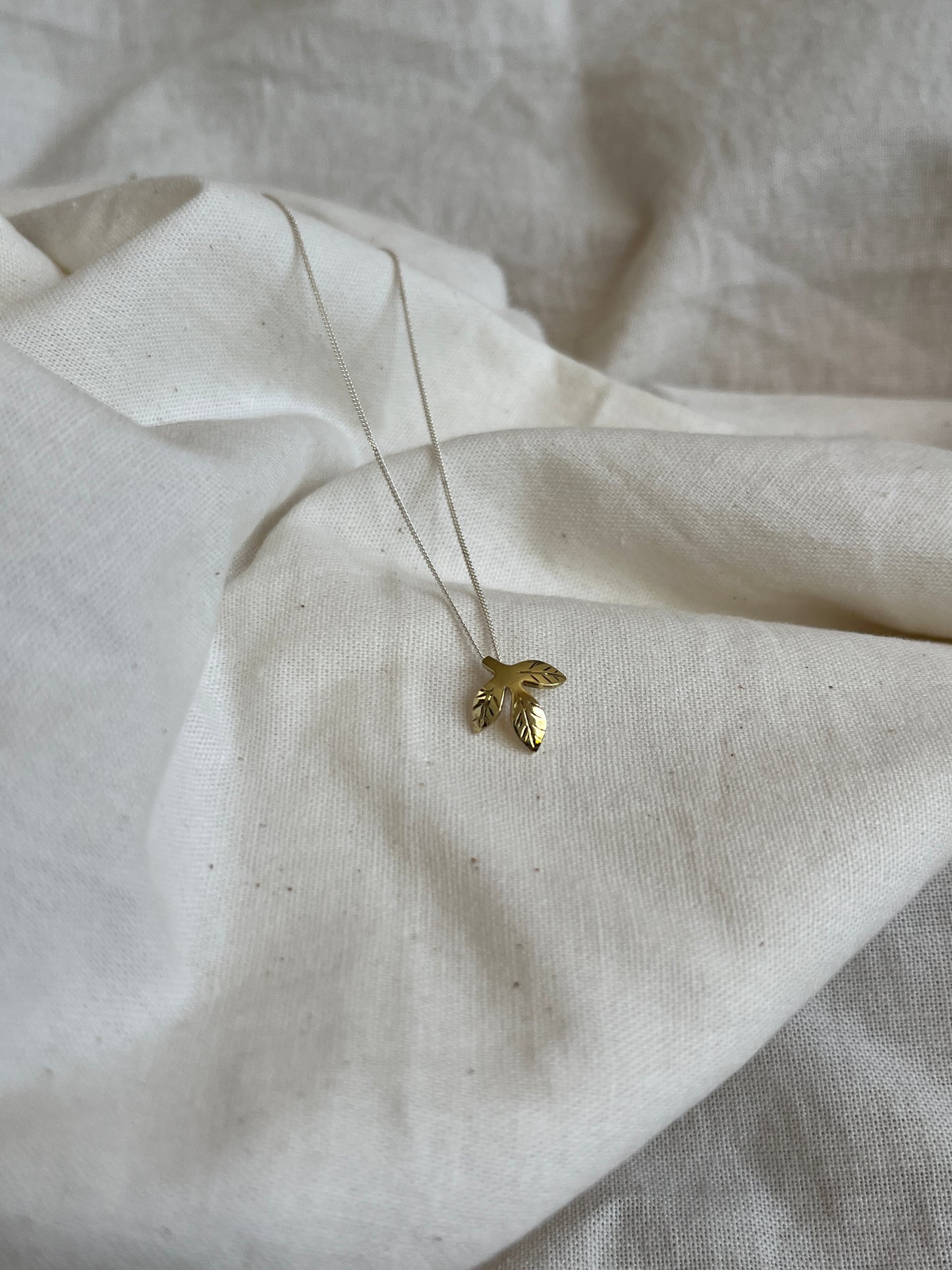Leaves Pendant