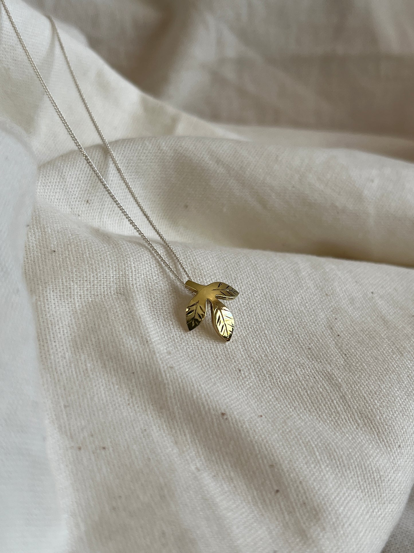 Leaves Pendant