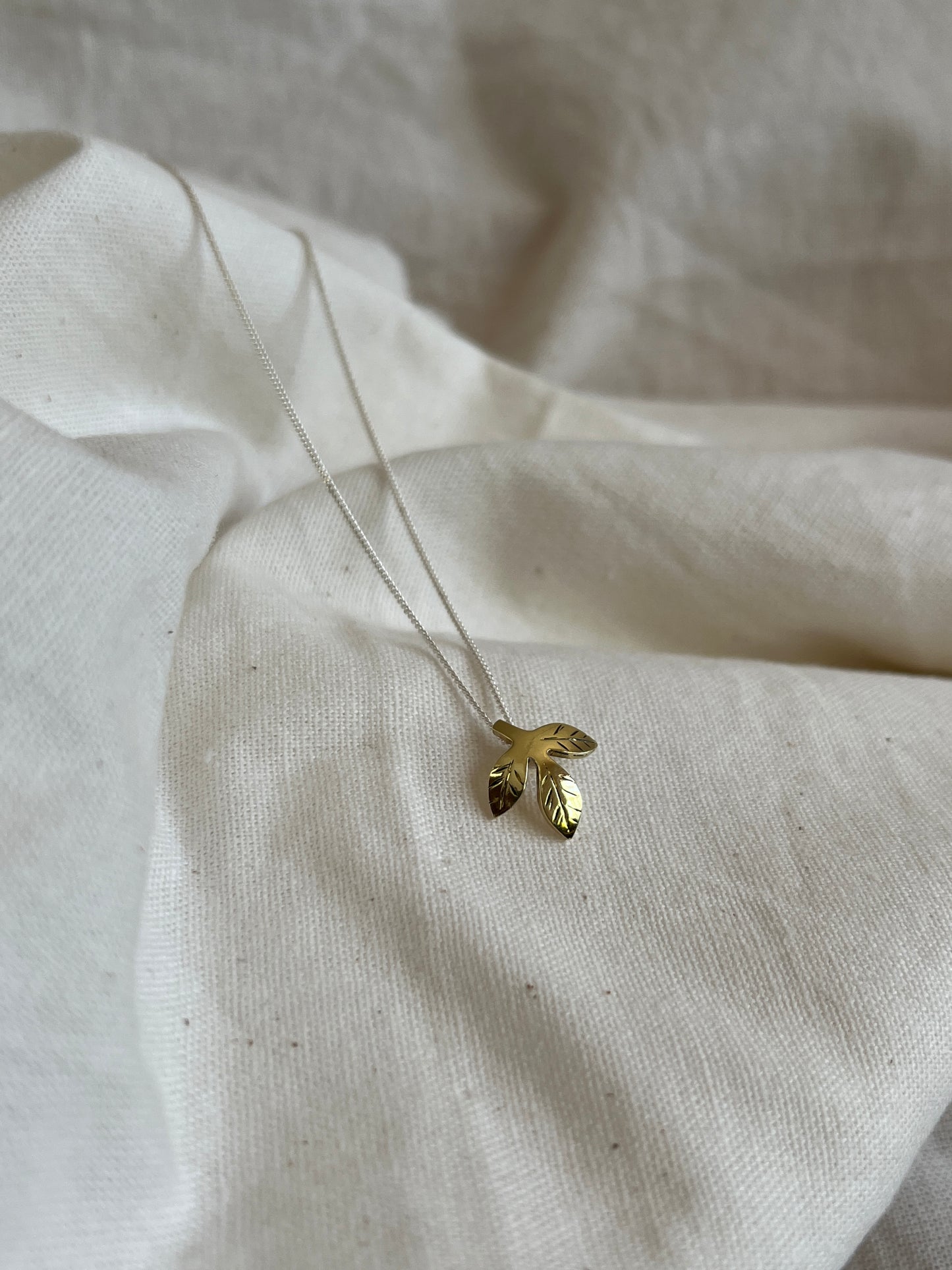 Leaves Pendant