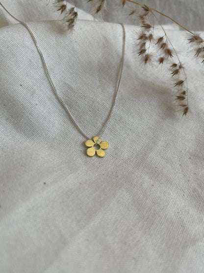 Daisy Charm
