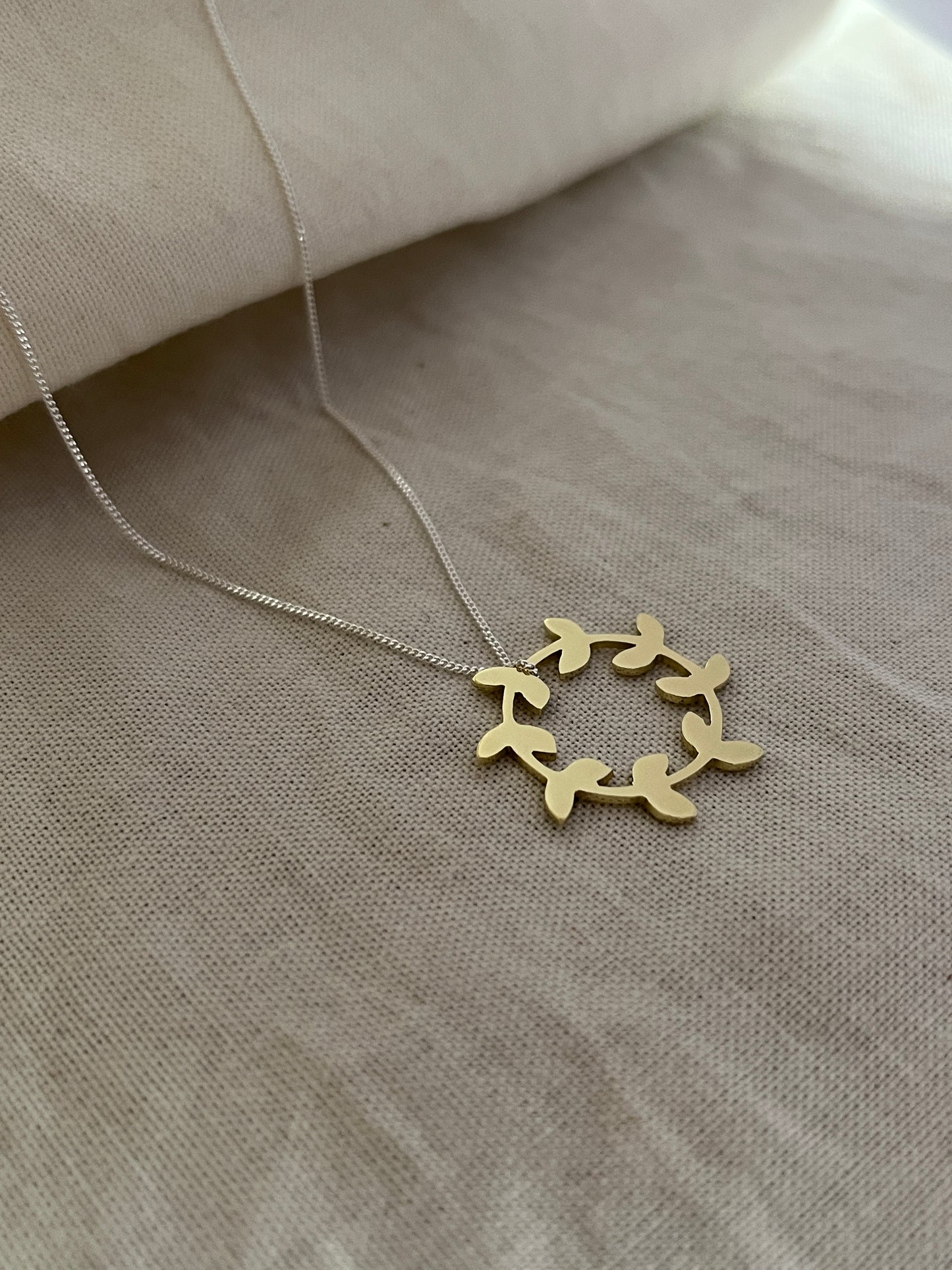 Wreath Pendant
