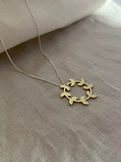 Wreath Pendant