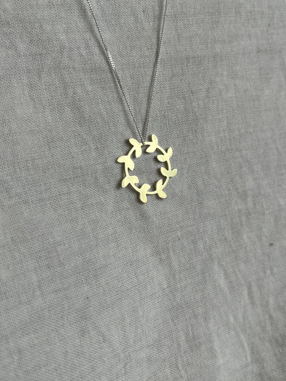 Wreath Pendant