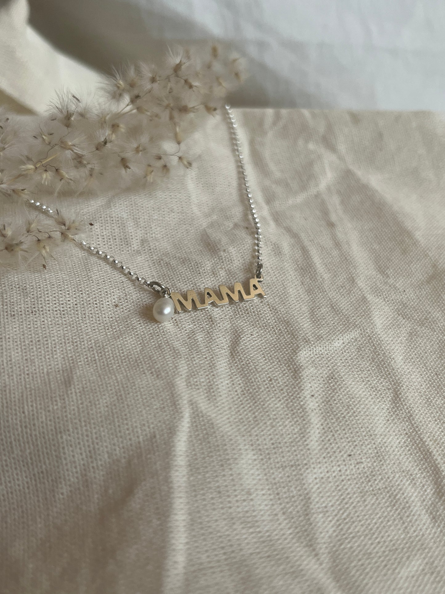 MAMA Necklace