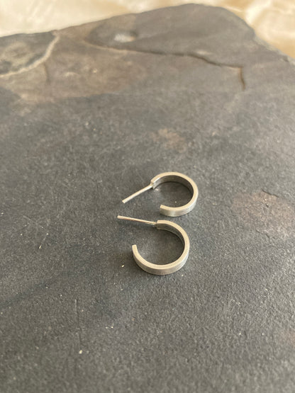 Sterling Silver Small Everyday Hoop Earrings